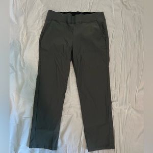 Simply Vera capri length dress pants